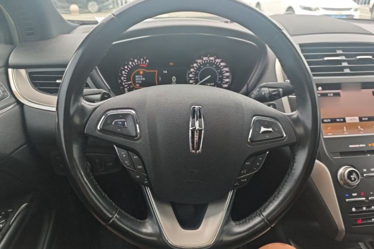 Used Lincoln MKC 2019 2.0T Two-Wheel Drive Luxury Edition China VI Standard Steering Wheel