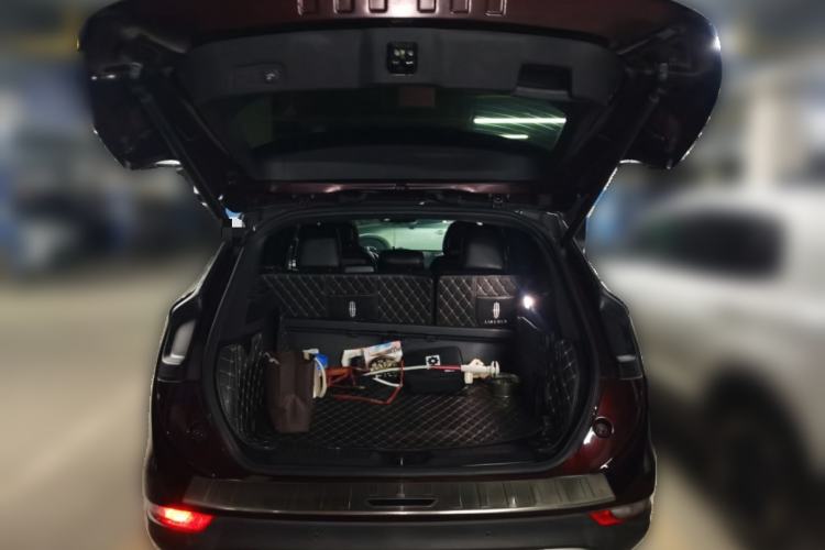 Used Lincoln MKC 2019 2.0T Two-Wheel Drive Luxury Edition China VI Standard Trunk