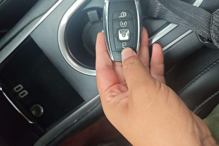 Used Lincoln MKC 2019 2.0T Two-Wheel Drive Luxury Edition China VI Standard Vehicle Key