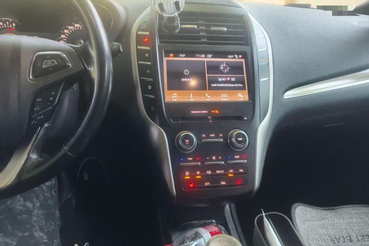 Used Lincoln MKC 2019 2.0T Two-Wheel Drive Luxury Edition China VI Standard Audio And AC Panel