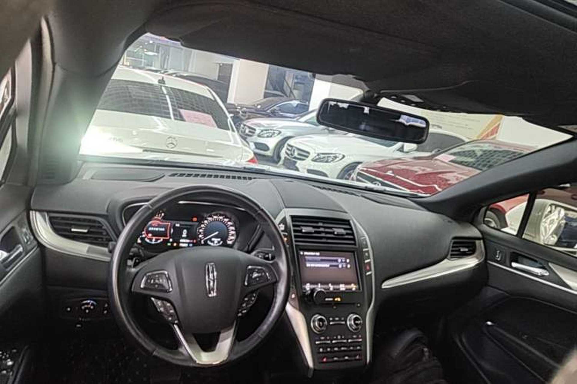 Used Lincoln MKC 2019 2.0T Two-Wheel Drive Luxury Edition China VI Standard Center Console