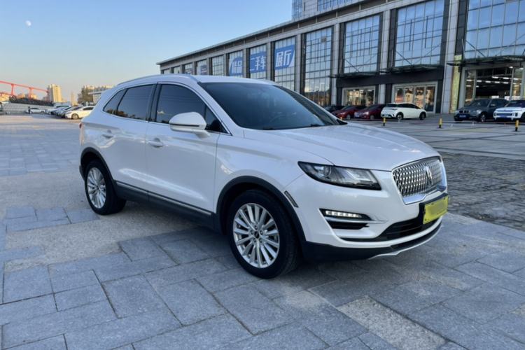 Used Lincoln MKC 2019 2.0T Two-Wheel Drive Luxury Edition China VI Standard Exterior 2