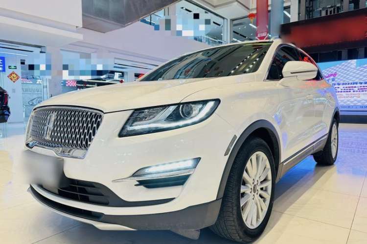 Used Lincoln MKC 2019 2.0T Two-Wheel Drive Luxury Edition China VI Standard Exterior 3