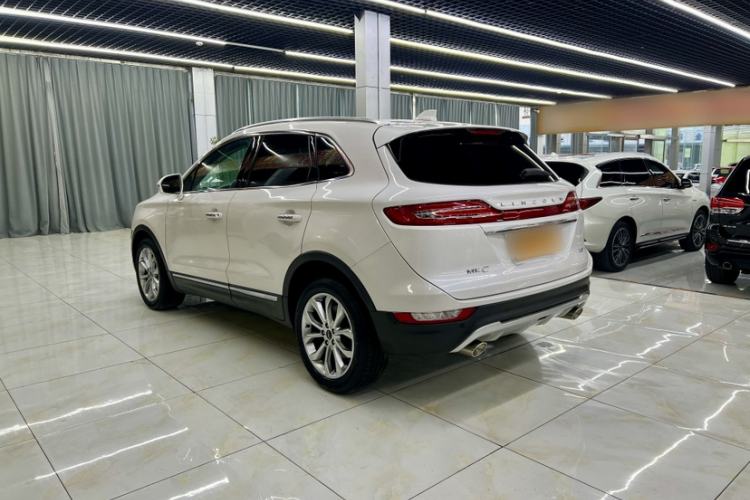 Used Lincoln MKC 2019 2.0T Two-Wheel Drive Zunya Version China VI Standard Exterior 4