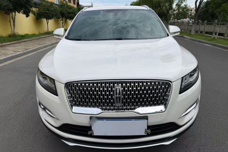 Used Lincoln MKC 2019 2.0T Two-Wheel Drive Luxury Edition China VI Standard Exterior 4