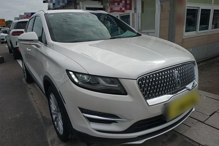 Used Lincoln MKC 2019 2.0T Two-Wheel Drive Luxury Edition China VI Standard Front Right 45 Deg
