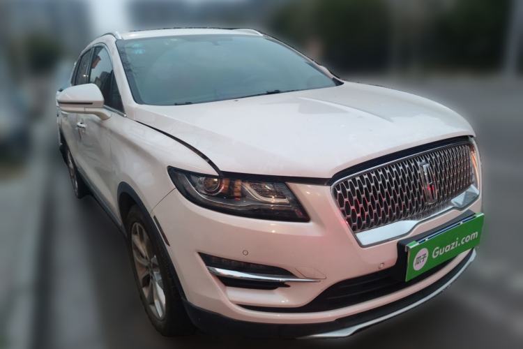 Used Lincoln MKC 2019 2.0T Four-Wheel Drive Luxury Edition China VI Standard Front Right 45 Deg