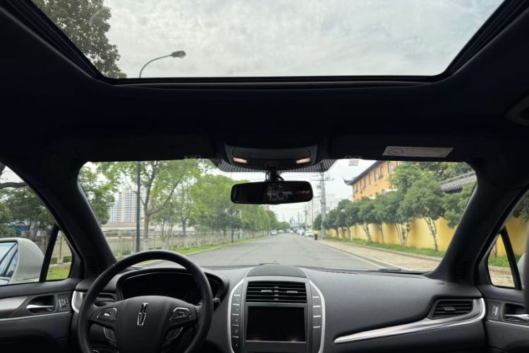 Used Lincoln MKC 2019 2.0T Two-Wheel Drive Luxury Edition China VI Standard Headliner