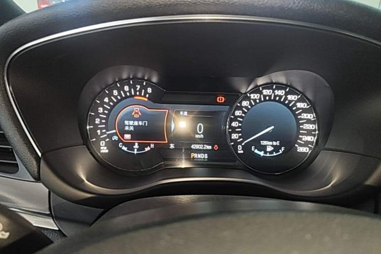 Used Lincoln MKC 2019 2.0T Two-Wheel Drive Luxury Edition China VI Standard Instrument Cluster