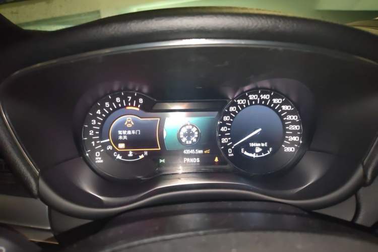 Used Lincoln MKC 2019 2.0T Two-Wheel Drive Luxury Edition China VI Standard Instrument Cluster