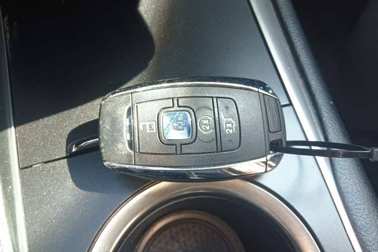 Used Lincoln MKC 2019 2.0T Two-Wheel Drive Luxury Edition China VI Standard Interior 1