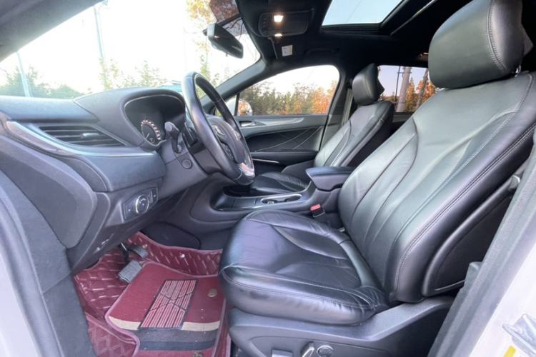 Used Lincoln MKC 2019 2.0T Two-Wheel Drive Luxury Edition China VI Standard Interior 2
