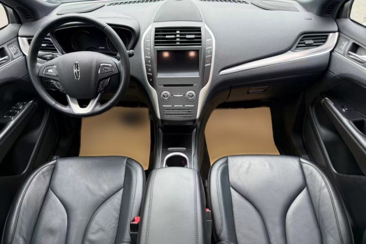 Used Lincoln MKC 2019 2.0T Two-Wheel Drive Luxury Edition China VI Standard Interior 9