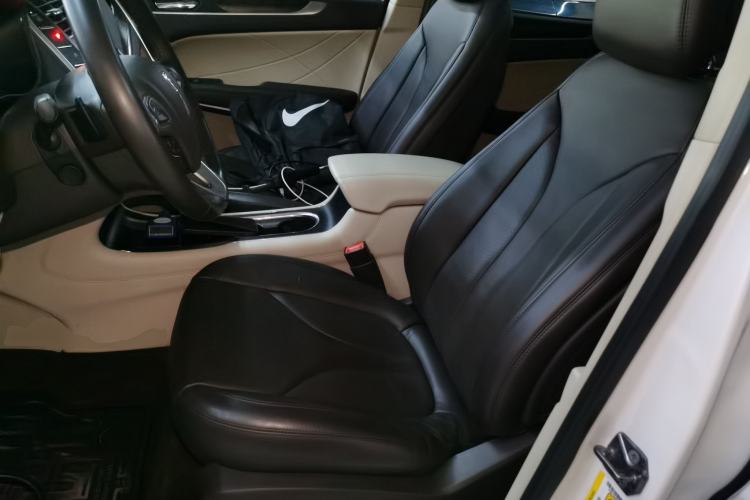 Used Lincoln MKC 2019 2.0T Two-Wheel Drive Zunya Version China VI Standard Left Front Seat