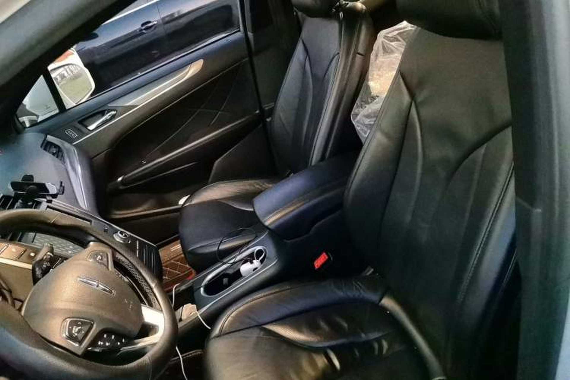 Used Lincoln MKC 2019 2.0T Two-Wheel Drive Luxury Edition China VI Standard Left Front Seat