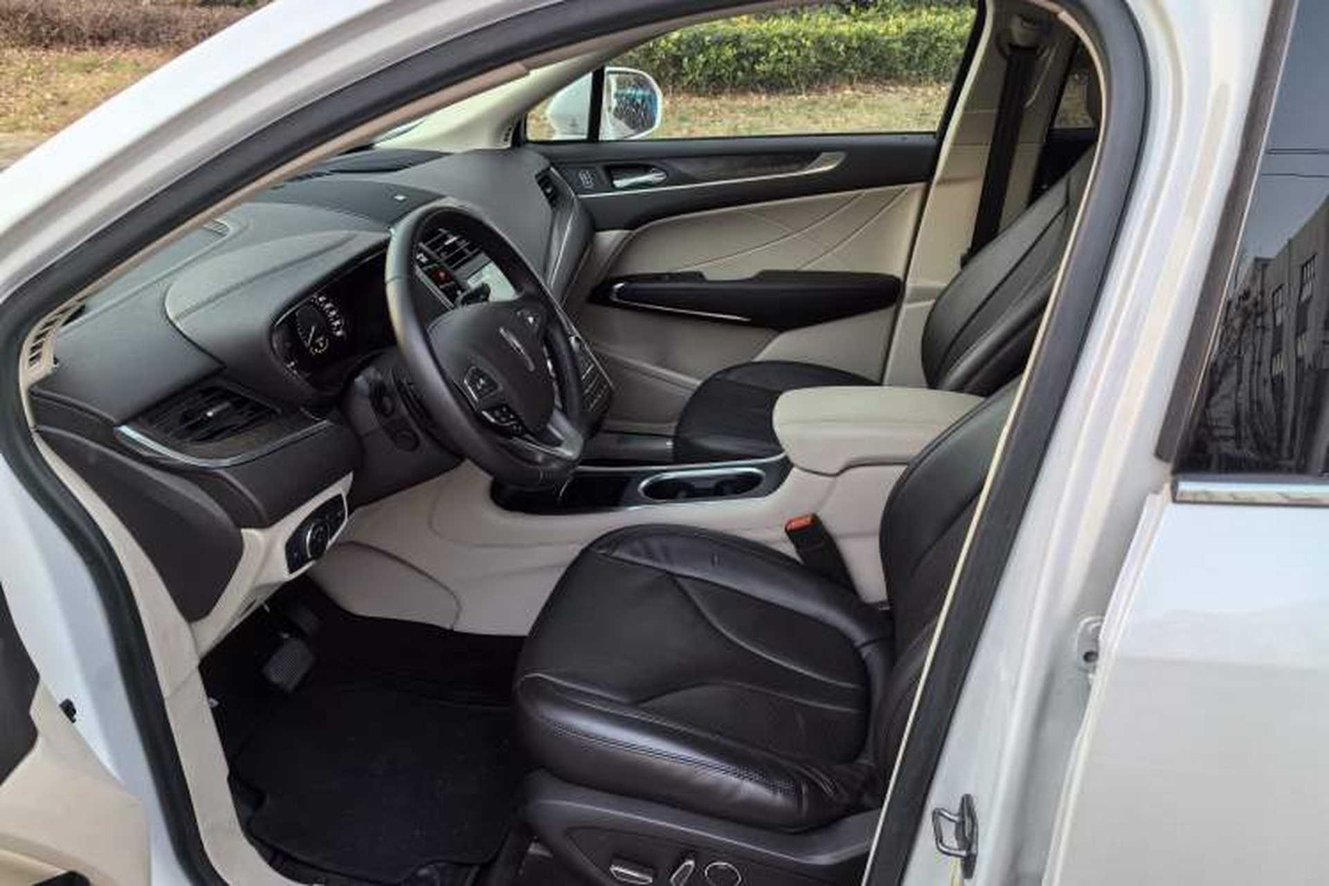 Used Lincoln MKC 2019 2.0T Two-Wheel Drive Zunya Version China VI Standard Left Front Seat