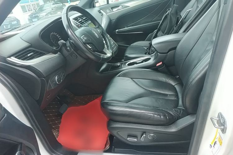 Used Lincoln MKC 2019 2.0T Two-Wheel Drive Luxury Edition China VI Standard Left Front Seat