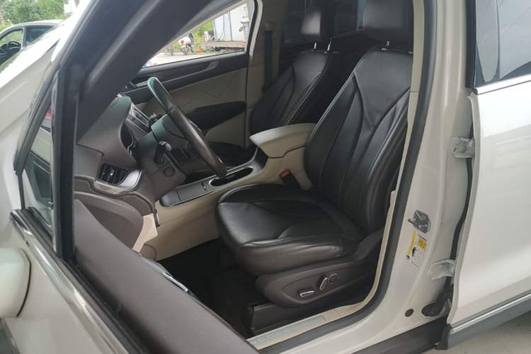 Used Lincoln MKC 2019 2.0T Two-Wheel Drive Zunya Version China VI Standard Left Front Seat