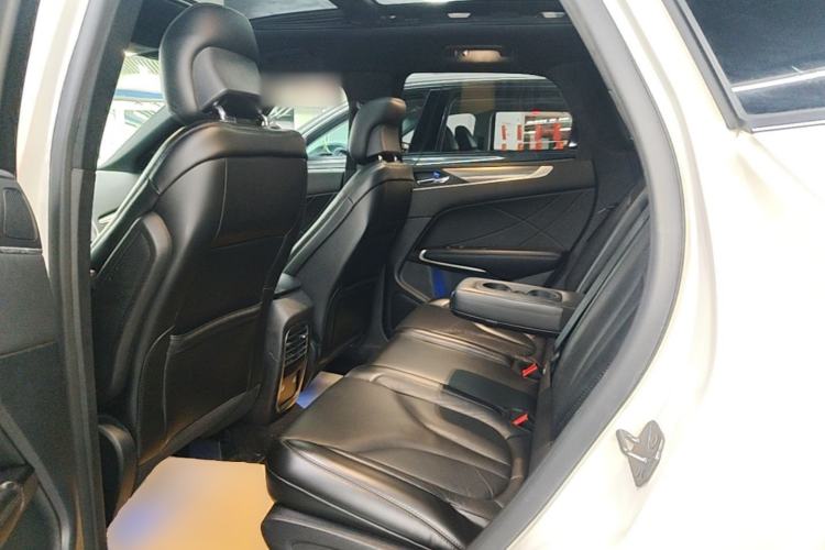 Used Lincoln MKC 2019 2.0T Two-Wheel Drive Luxury Edition China VI Standard Left Rear Seat