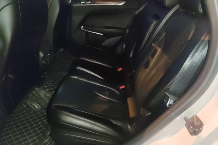 Used Lincoln MKC 2019 2.0T Four-Wheel Drive Luxury Edition China VI Standard Left Rear Seat