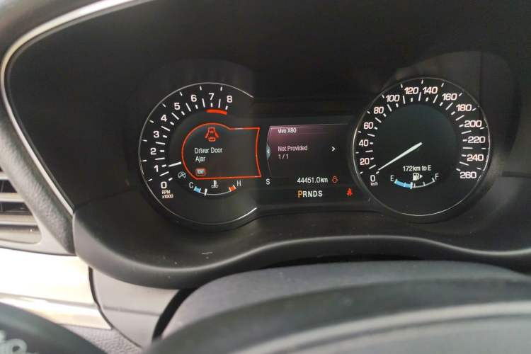 Used Lincoln MKC 2019 2.0T Two-Wheel Drive Luxury Edition China V Standard Odometer Close Up