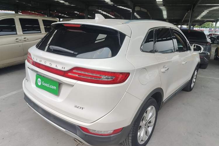 Used Lincoln MKC 2019 2.0T Two-Wheel Drive Zunya Version China VI Standard Rear Right 45 Deg