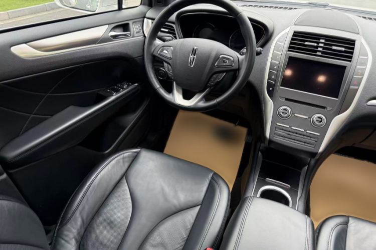 Used Lincoln MKC 2019 2.0T Two-Wheel Drive Luxury Edition China VI Standard Steering Wheel