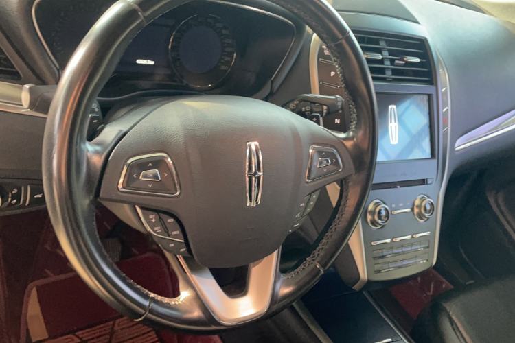Used Lincoln MKC 2019 2.0T Two-Wheel Drive Luxury Edition China VI Standard Steering Wheel