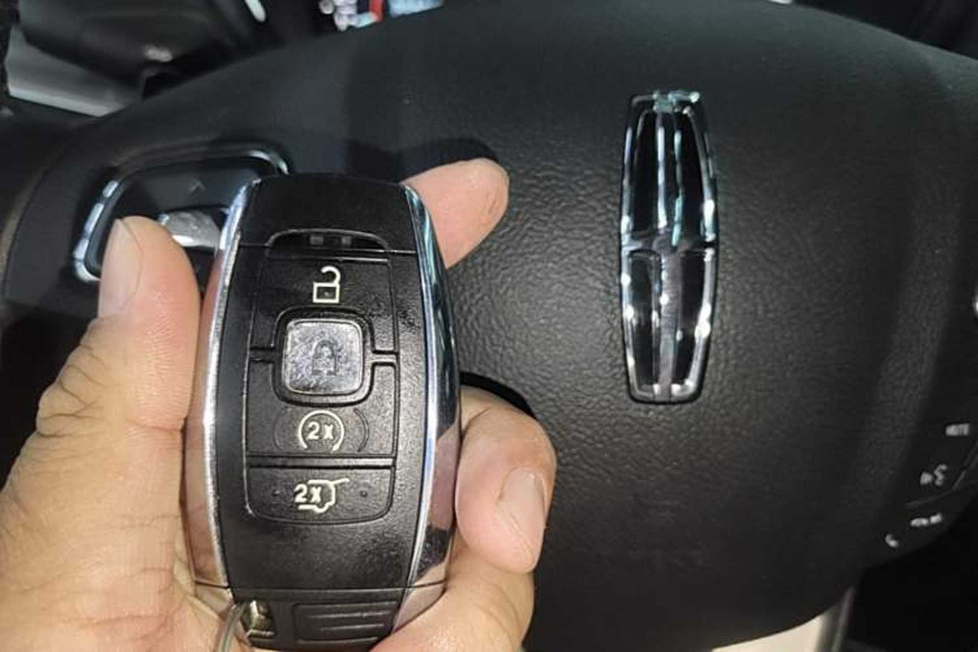 Used Lincoln MKC 2019 2.0T Two-Wheel Drive Luxury Edition China VI Standard Vehicle Key