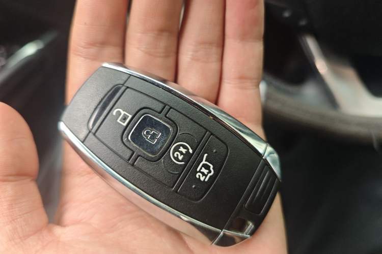 Used Lincoln MKC 2019 2.0T Two-Wheel Drive Luxury Edition China VI Standard Vehicle Key