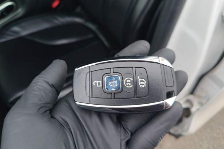 Used Lincoln MKC 2019 2.0T Two-Wheel Drive Luxury Edition China VI Standard Vehicle Key