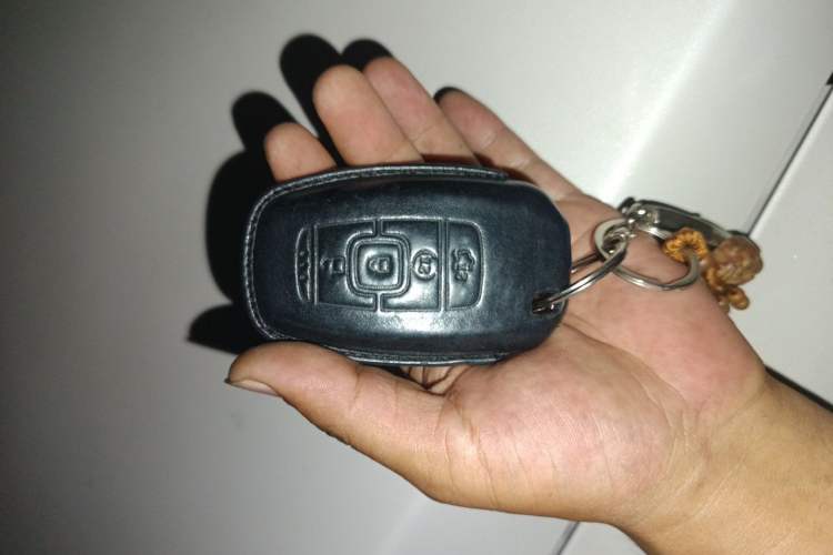 Used Lincoln MKC 2019 2.0T Two-Wheel Drive Zunya Version China VI Standard Vehicle Key