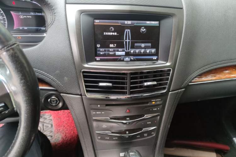 Used Lincoln MKT 2010 3.5T Ecoboost AWD Audio And AC Panel