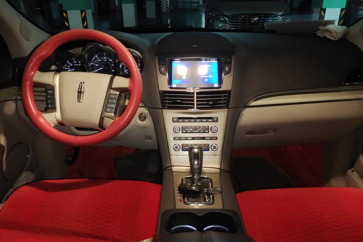 Used Lincoln MKT 2010 3.5T EcoBoost AWD Center Console