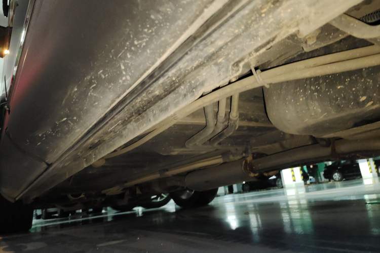 Used Lincoln MKT 2010 3.5T EcoBoost AWD Chassis Rear Left
