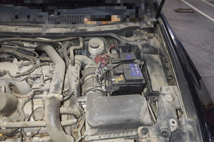 Used Lincoln MKT 2010 3.5T EcoBoost AWD Engine Bay Left