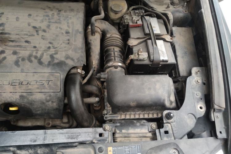 Used Lincoln MKT 2010 3.5T Ecoboost AWD Engine Bay Left