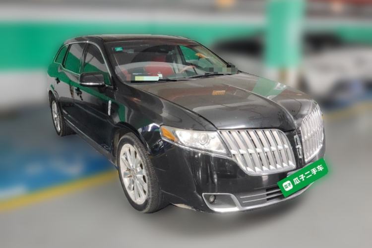 Used Lincoln MKT 2010 3.5T EcoBoost AWD Front Right 45 Deg