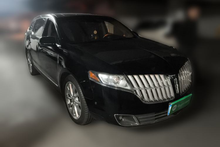 Used Lincoln MKT 2010 3.5T EcoBoost AWD Front Right 45 Deg
