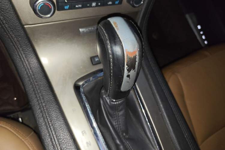 Used Lincoln MKT 2010 3.5T EcoBoost AWD Gear Lever