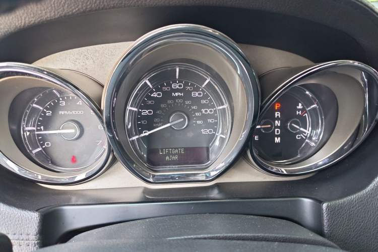 Used Lincoln MKT 2010 3.5T EcoBoost AWD Instrument Cluster