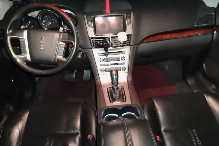 Used Lincoln MKT 2010 3.5T EcoBoost AWD Interior 2