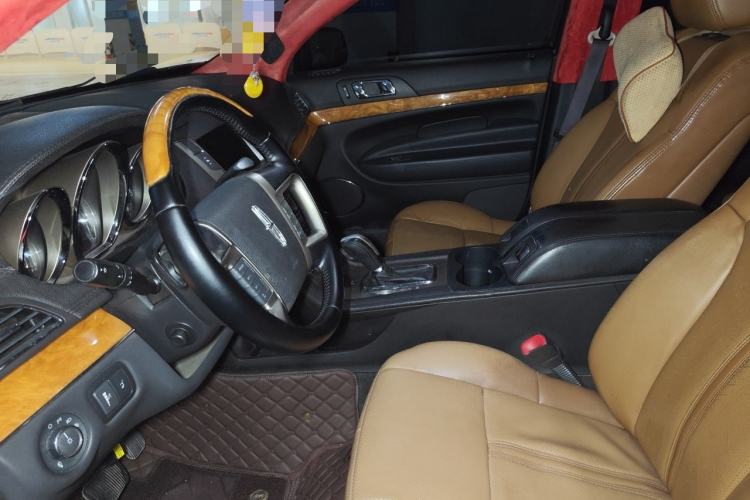 Used Lincoln MKT 2010 3.5T EcoBoost AWD Left Front Seat