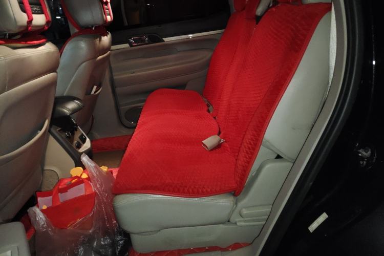 Used Lincoln MKT 2010 3.5T EcoBoost AWD Left Rear Seat