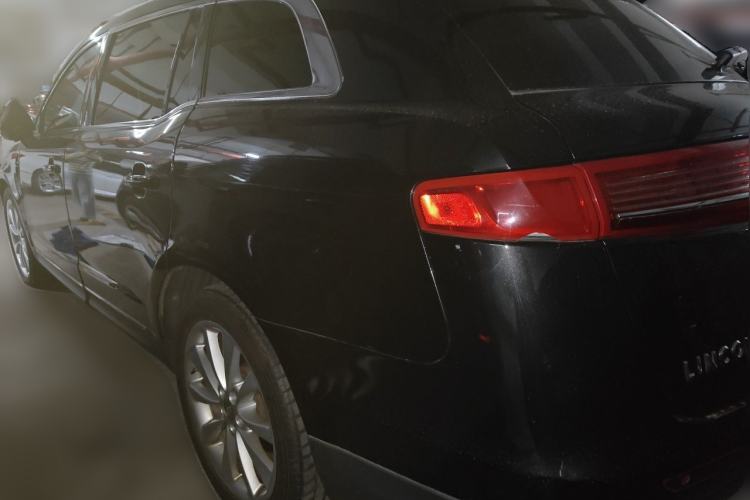 Used Lincoln MKT 2010 3.5T EcoBoost AWD Rear Left 45 Deg