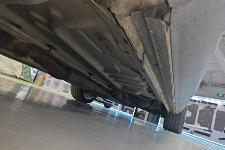 Used Lincoln MKT 2010 3.5T EcoBoost AWD Chassis Front Left