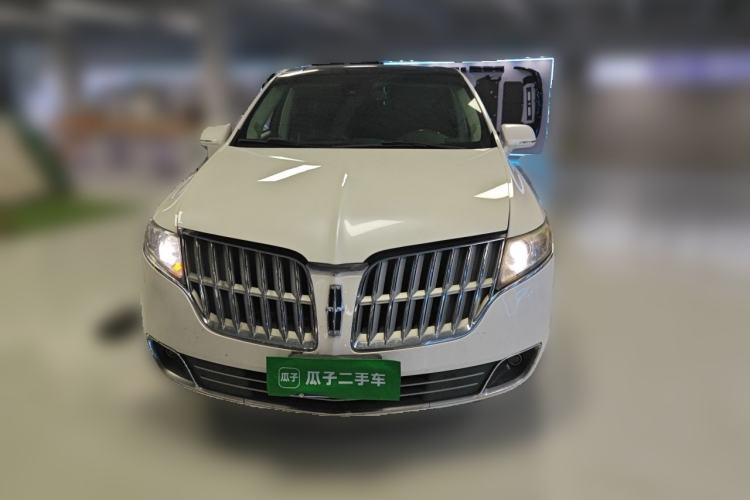 Used Lincoln MKT 2010 3.5T EcoBoost AWD Front