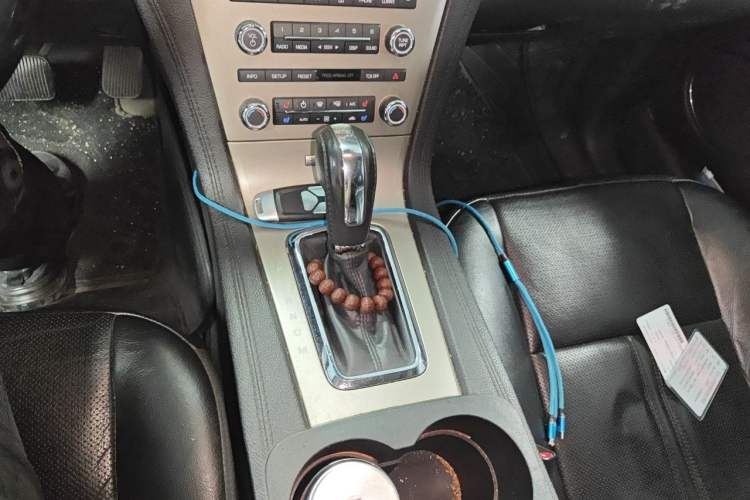 Used Lincoln MKT 2010 3.5T EcoBoost AWD Gear Lever