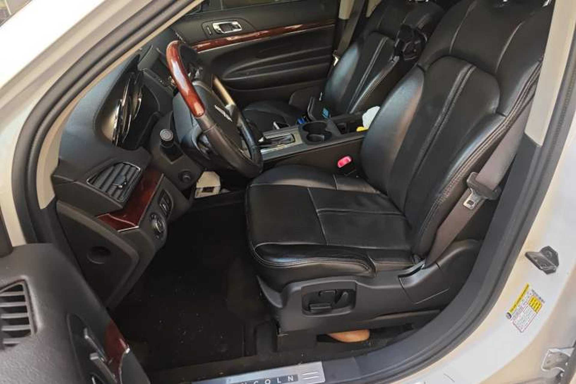 Used Lincoln MKT 2010 3.5T EcoBoost AWD Left Front Seat