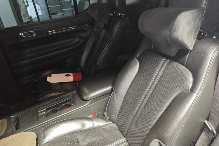 Used Lincoln MKT 2010 3.5T EcoBoost AWD Left Rear Seat